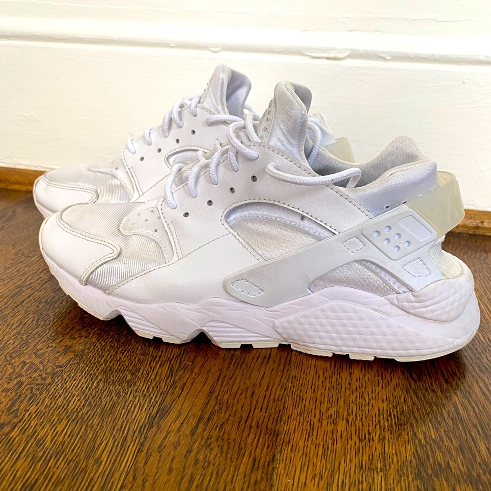 Women’s Nike Air Hurache